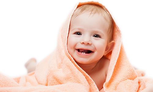 when first teeth breastfeeding